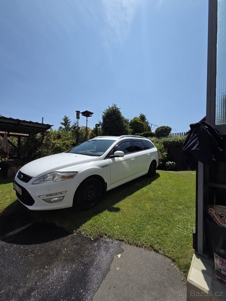 Ford Mondeo 1.6 nafta r.v.2012