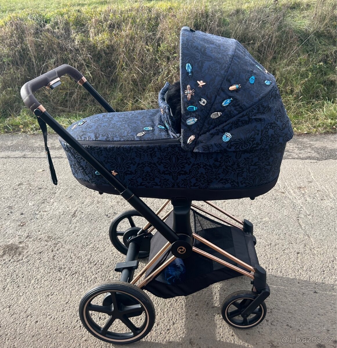 Hluboká korba Priam Jewels of Nature 2022, Dark Navy CYBEX