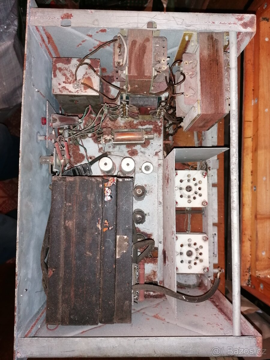 Ústředna re125ab Tesla zesilovač rozhlas po drátě