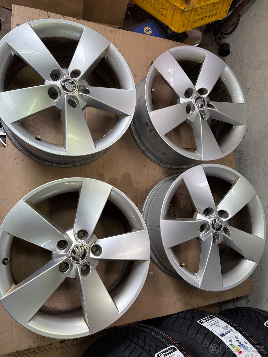 ALU Škoda 5x112 r17 ET45