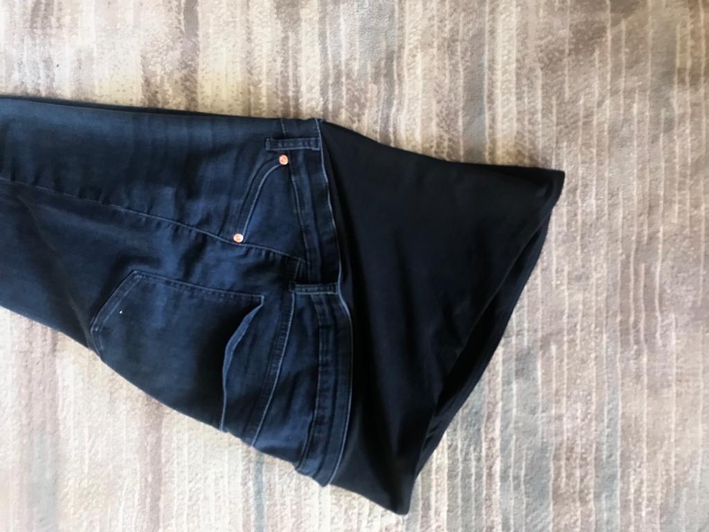 Nenošené těhotenské rifle H&M MAMA SKINY