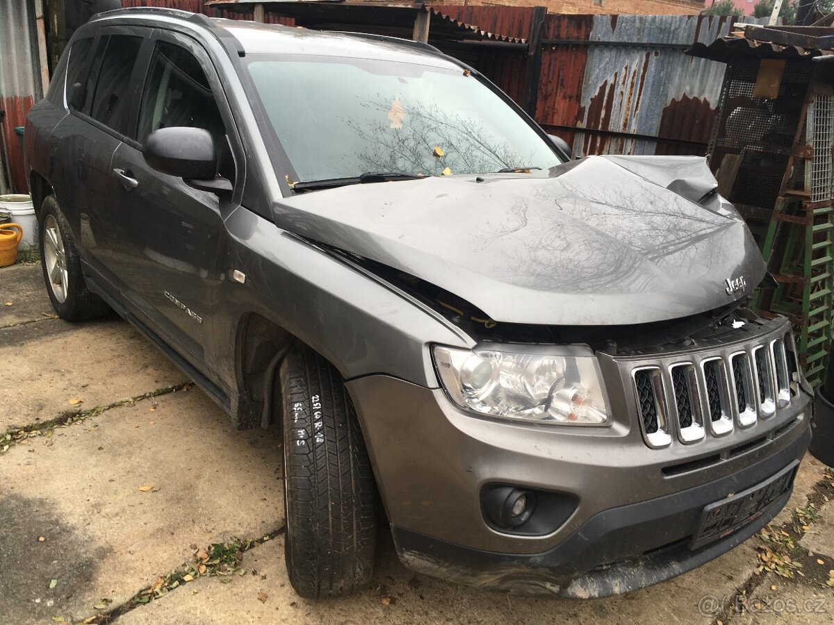 Jeep Compass 2.2 CRDi, r.v. 2012 (4x4)-Rezervace