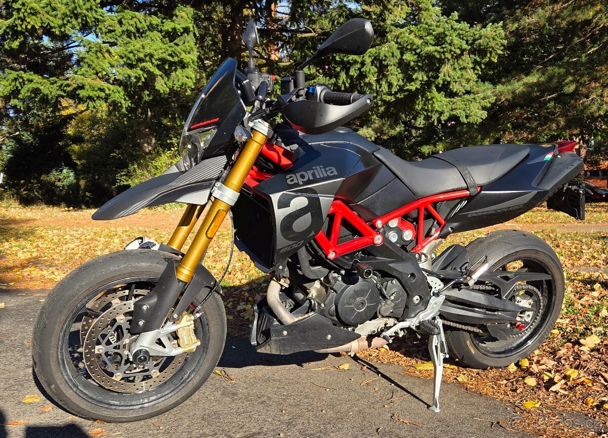 Aprilia Dorsoduro 900