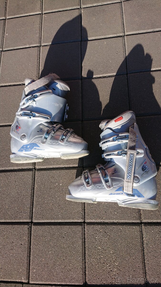 Boty Nordica vel. 260-265 stélka cca 260 mm