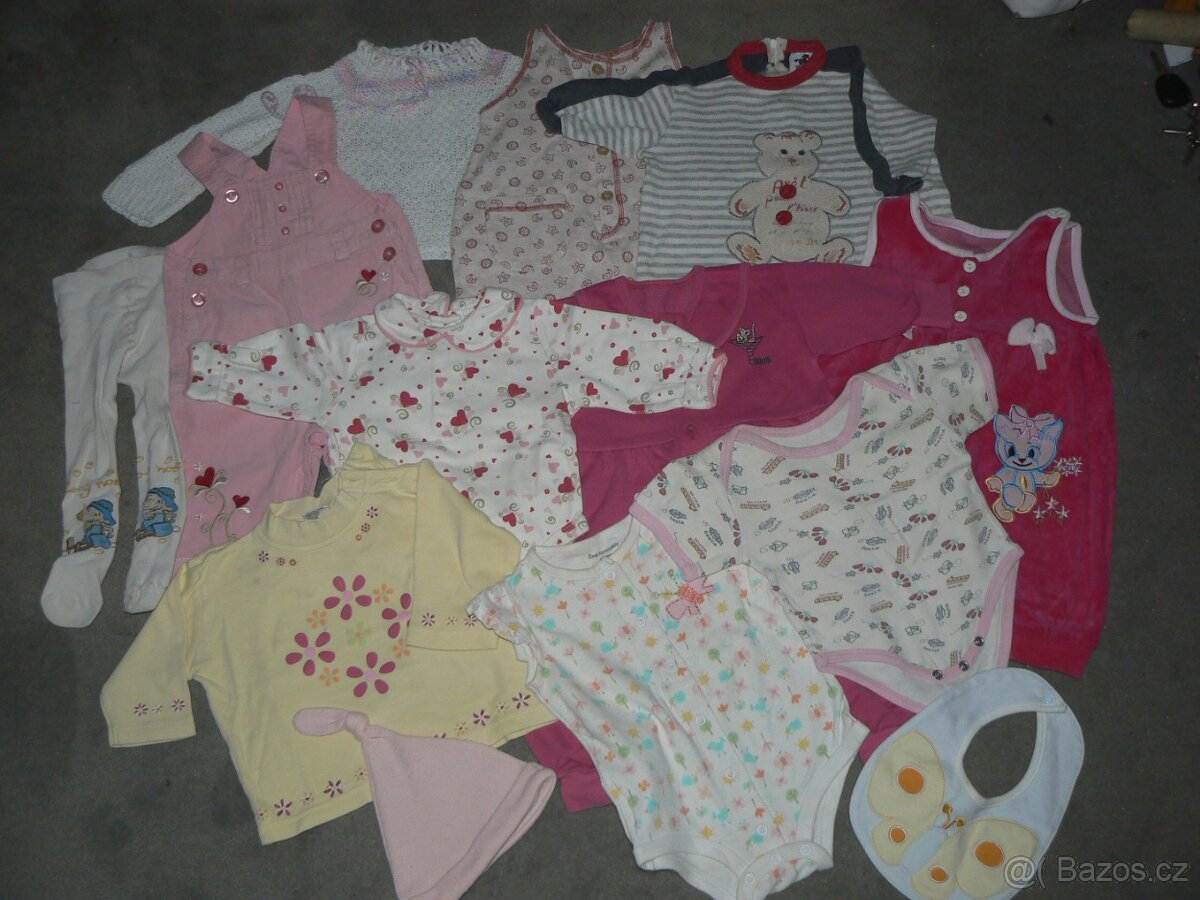 set 13 ks oblečení pro holčičku - 3 - 9 měsíců