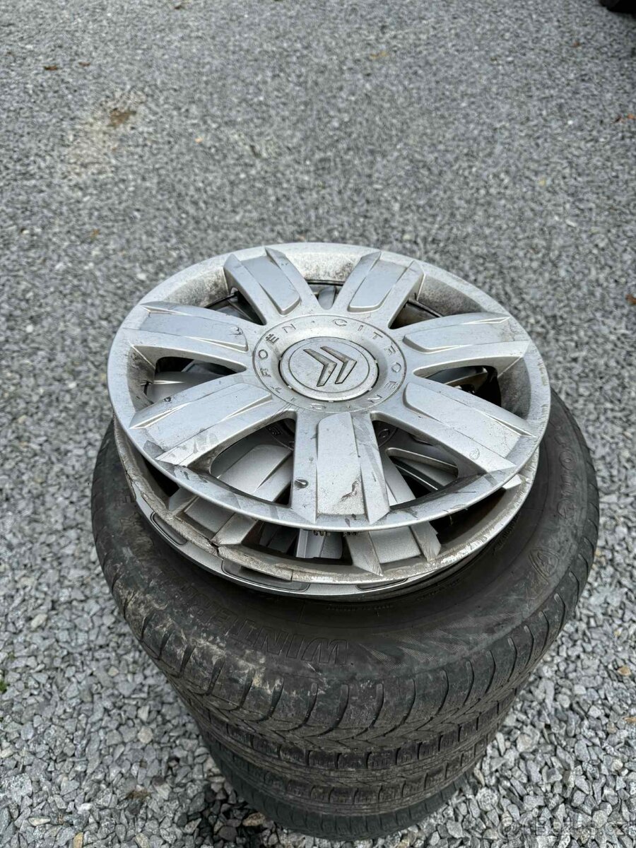 Sada zimních kol 195/65 R15 disky 4x108