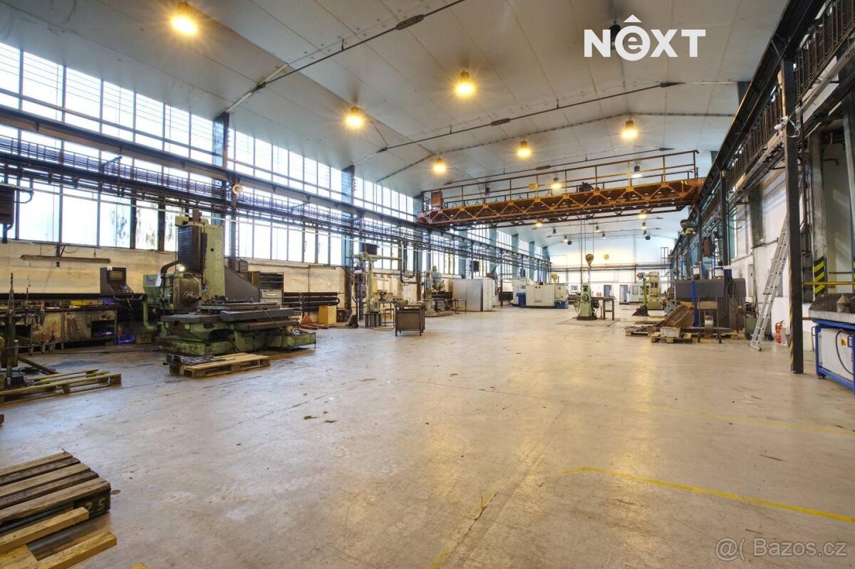 Pronájem komerční Sklady, 4 384㎡