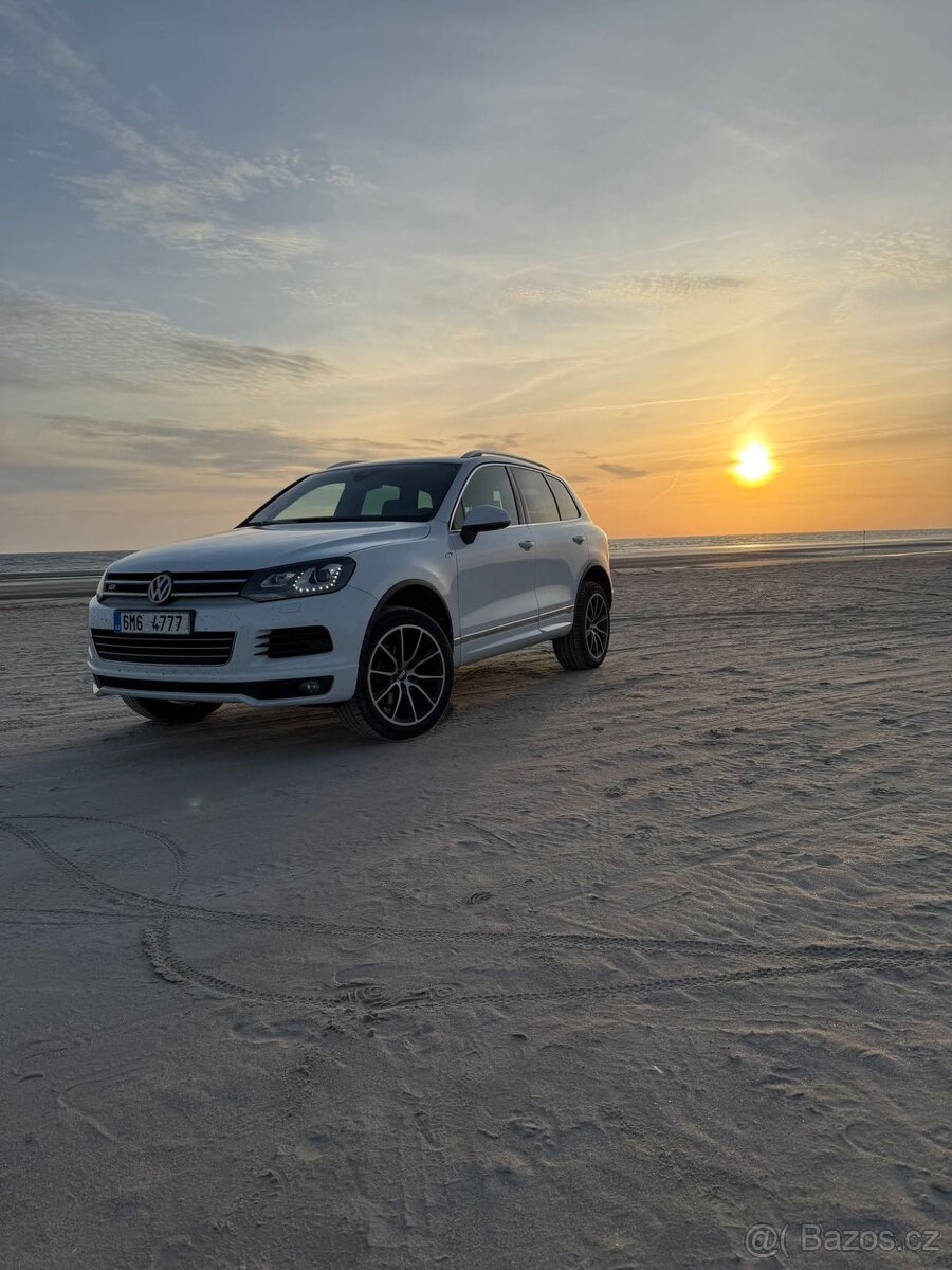 VW Touareg 3.0 V6 TDI R-Line