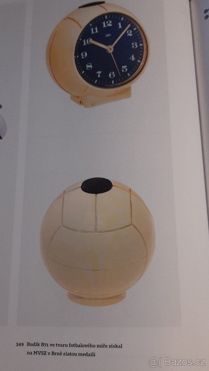Vzácnější budík  PRIM fotbalový míč 70  roky
