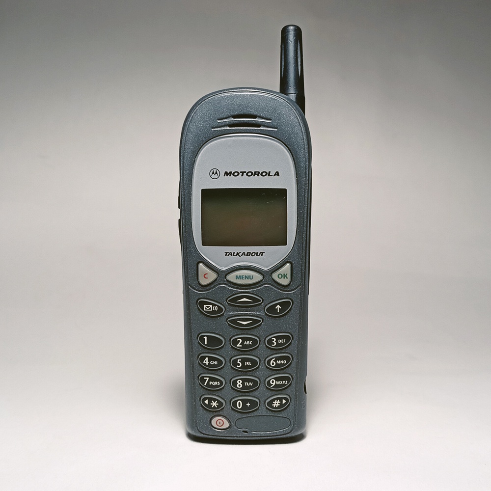 Motorola Talkabout, MC2-41H11, mobilní telefon