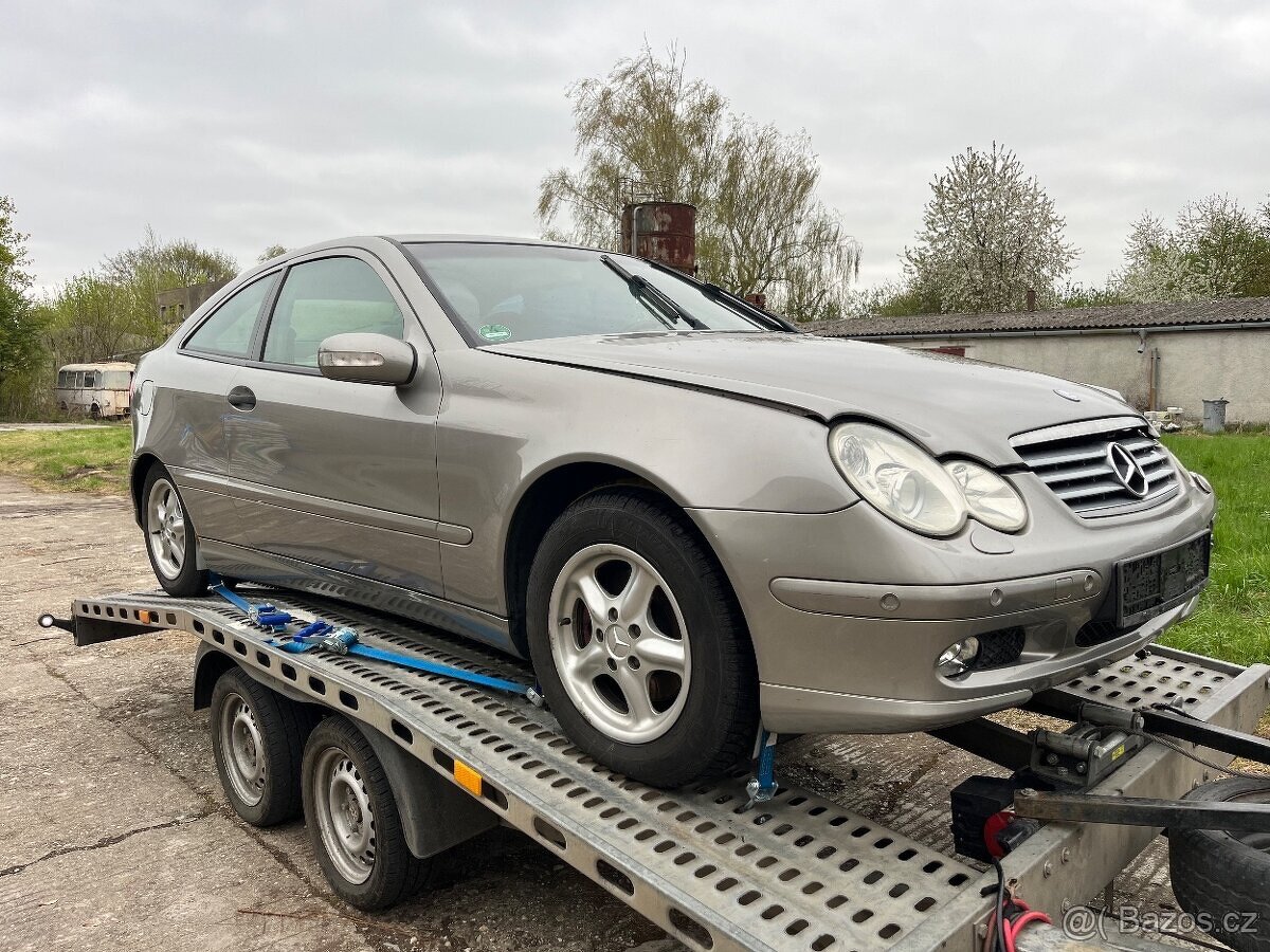 Dîly - Mercedes benz C w203 c200 kompressor 1,8 120kw at