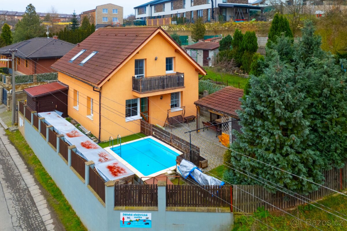 Rodinný dům 120m2, pozemek 800m2 Stehelčeves u Kladna