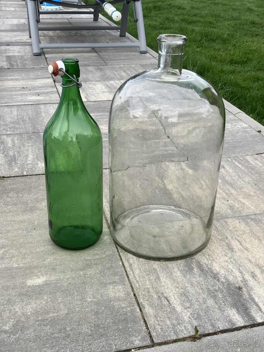 SKLENĚNÝ DEMIŽON 10 l + SKLENĚNÁ LÁHEV
