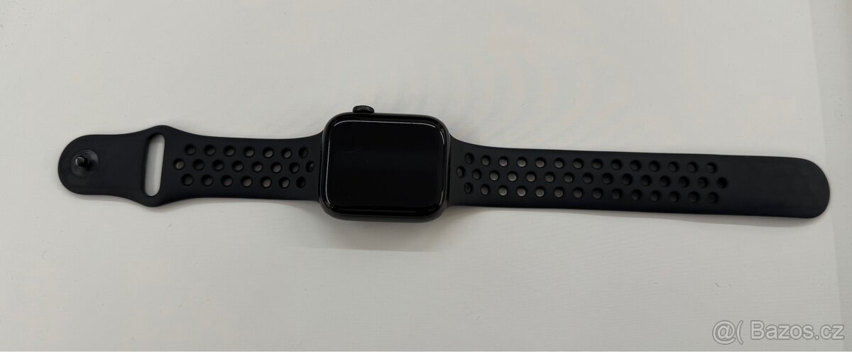 Apple Watch SE 44mm Nike
