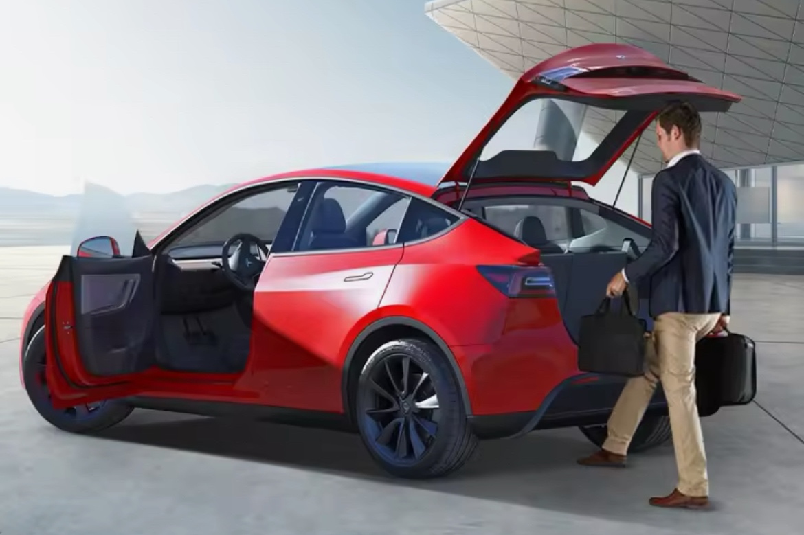 Tesla - automatické otvírání zadních dveří - kick system