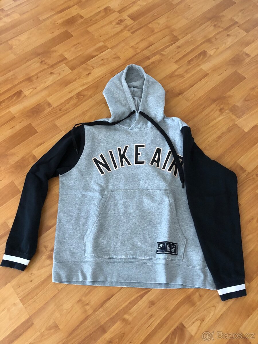 Nike- mikina