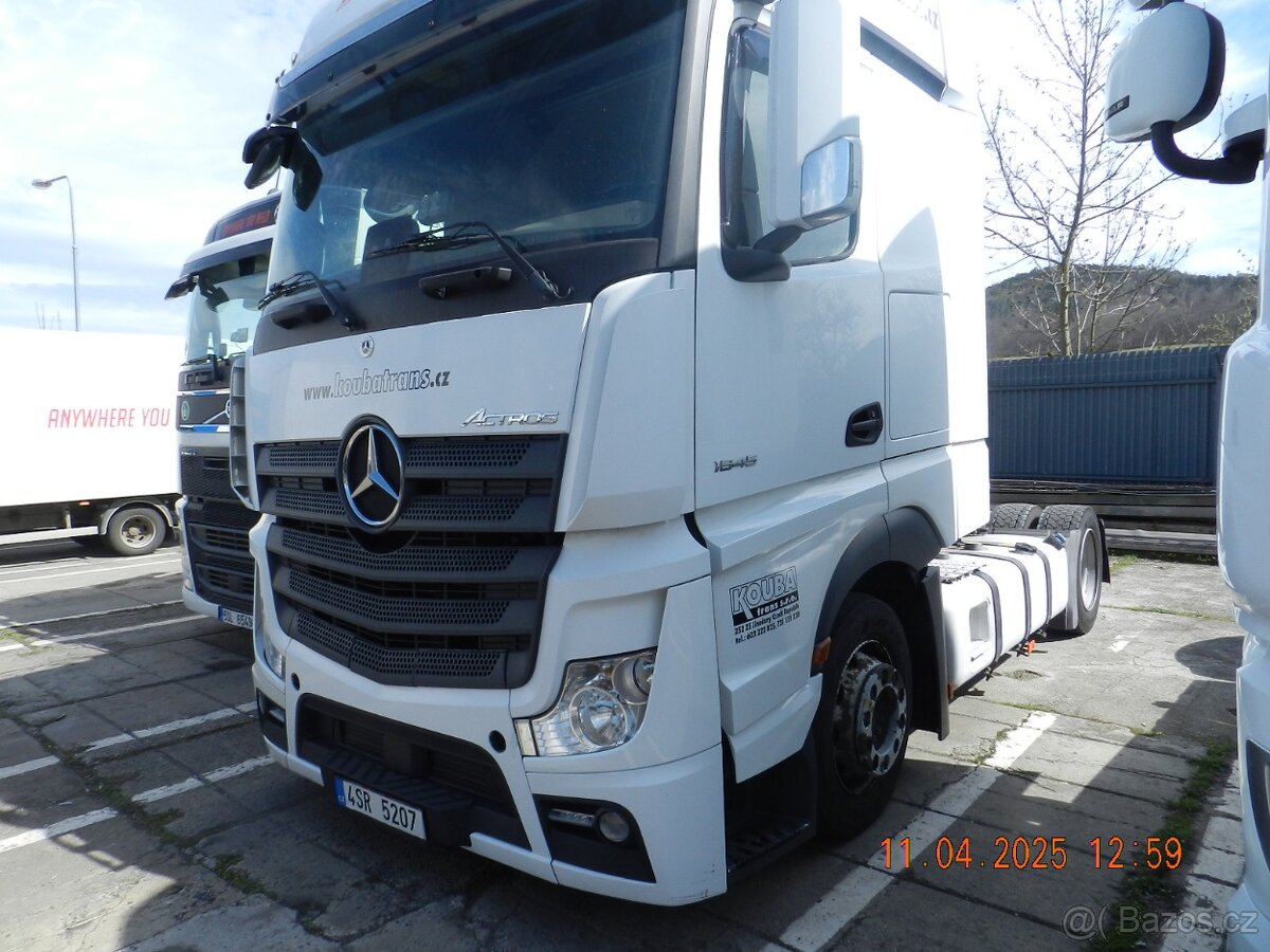 Prodám Tahač Mercedes Actros 450 r.v 4/2019 najeto 830000Km