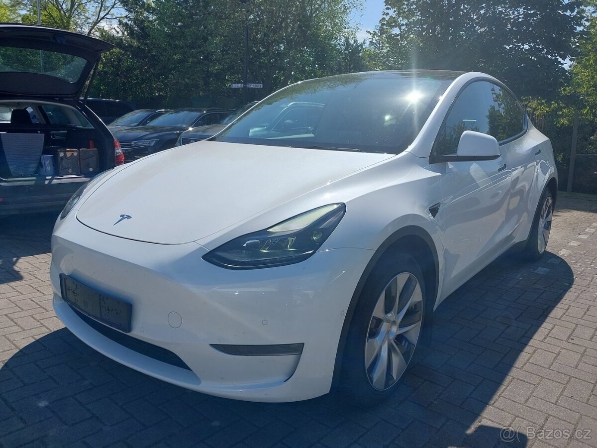 TESLA MODEL Y LONG RANGE DUAL MOTOR M2022 TAŽNÉ ZÁRUKA DPH