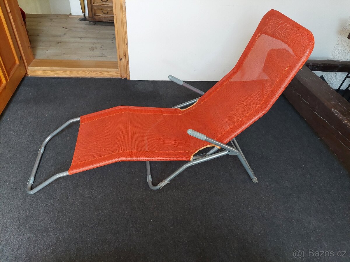 Skládací lehátko - oranžové