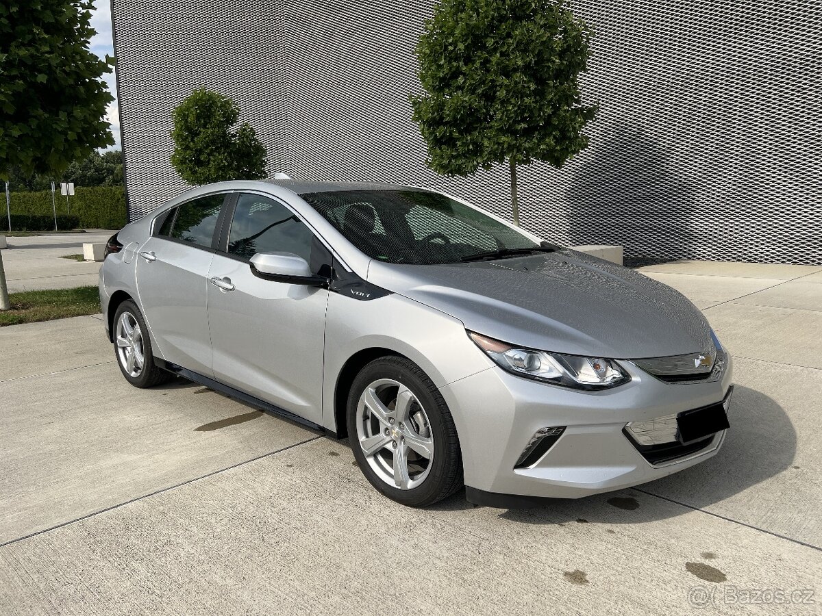 Chevrolet VOLT(Opel Ampera) 2017, 13 000 km, 1. majitel,