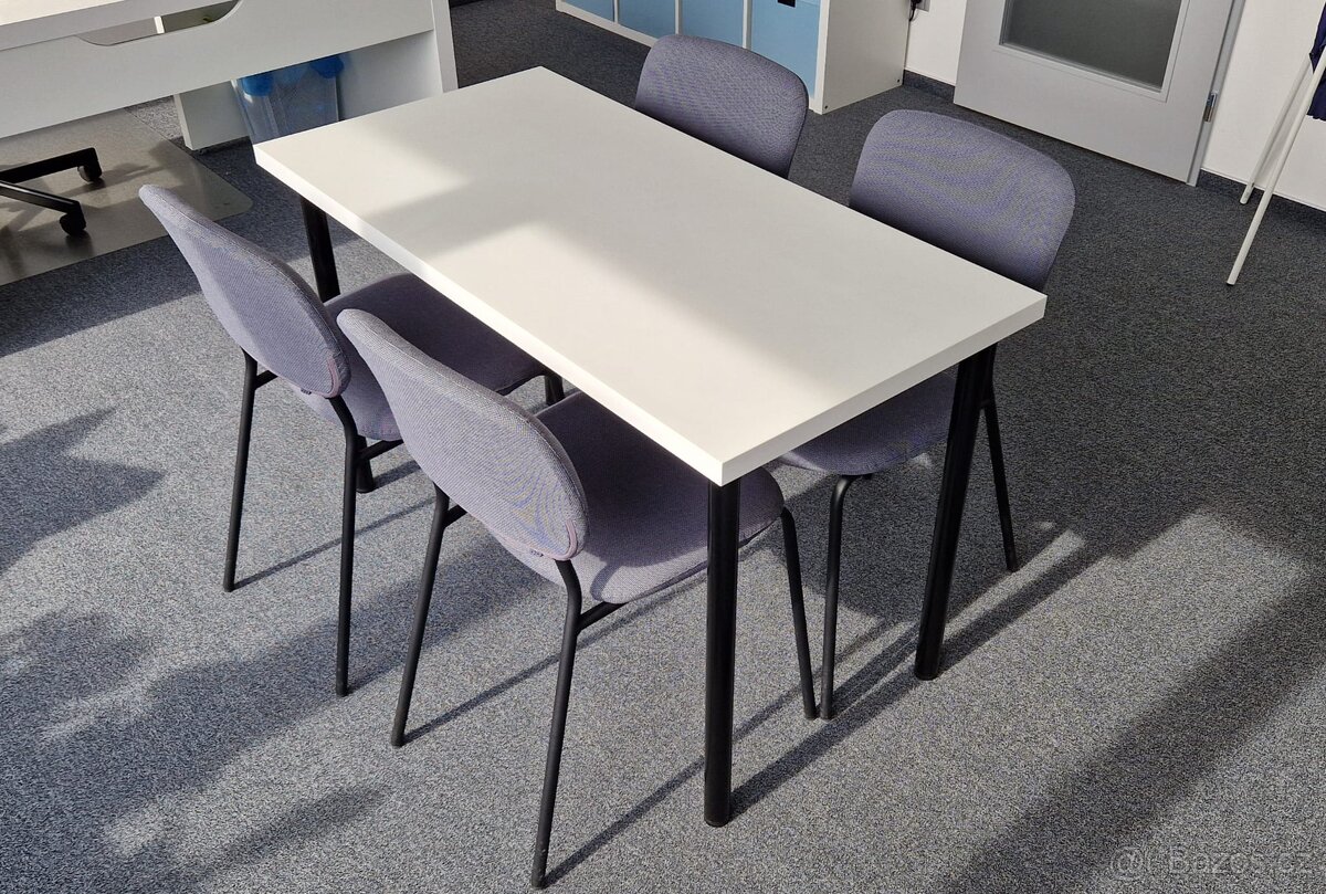 IKEA stůl a 4 židle nové nepoužívané Super cena