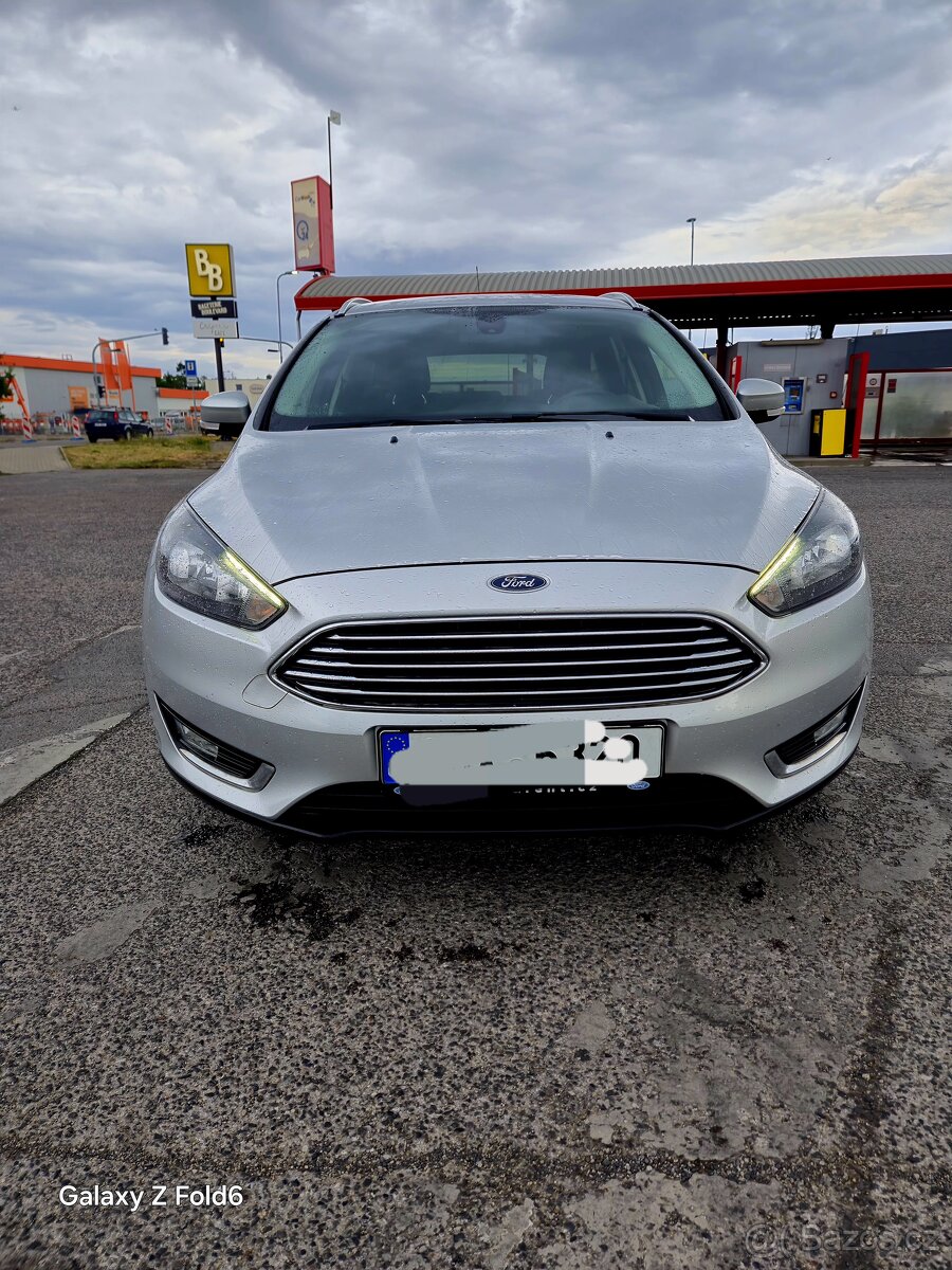 Prodame Ford Focus na splatky bez akont.