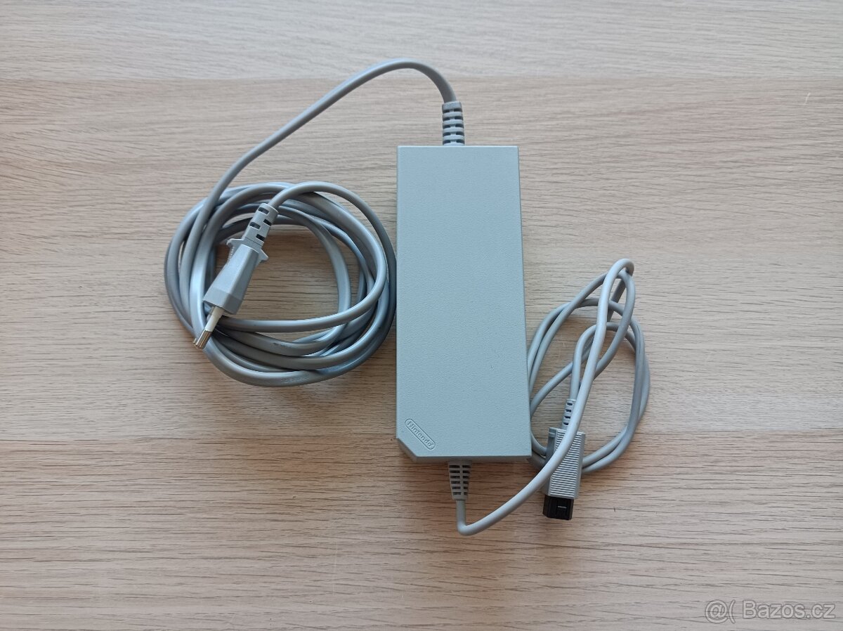 Napájecí adaptér pro herní Konzoli Nintendo Wii