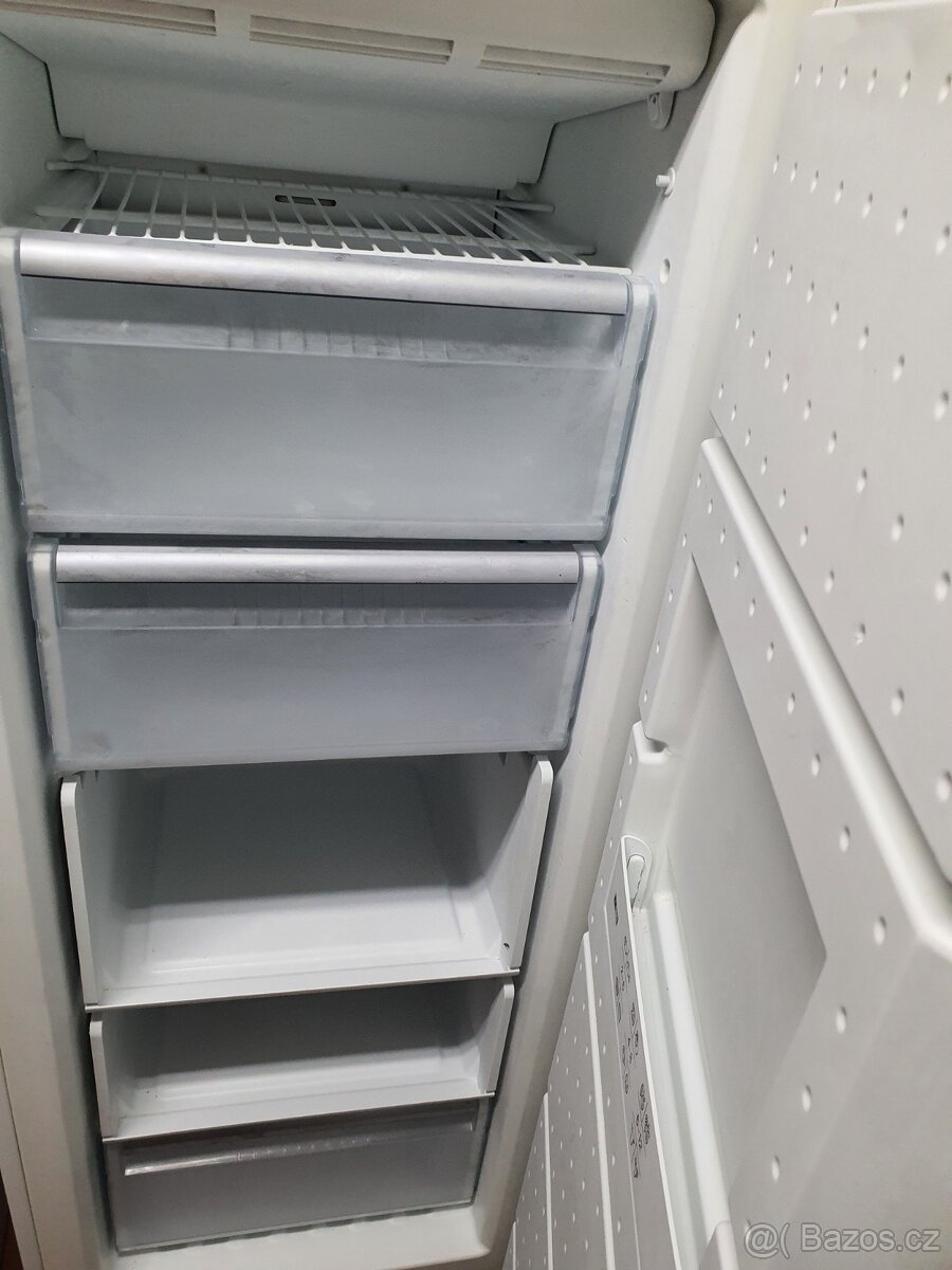 mrazák Siemens No Frost, beznámrazový