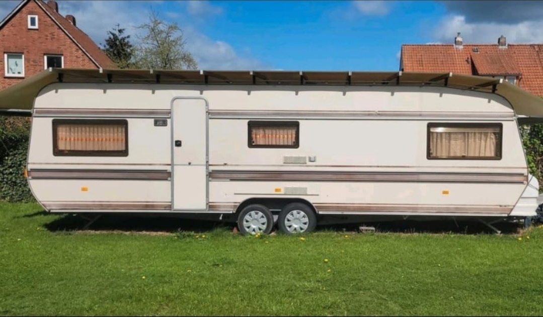 Pronajmu celorocni caravan se zahradkou