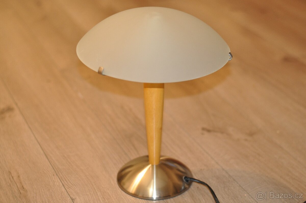 Stolní lampa kov-dřevo-sklo