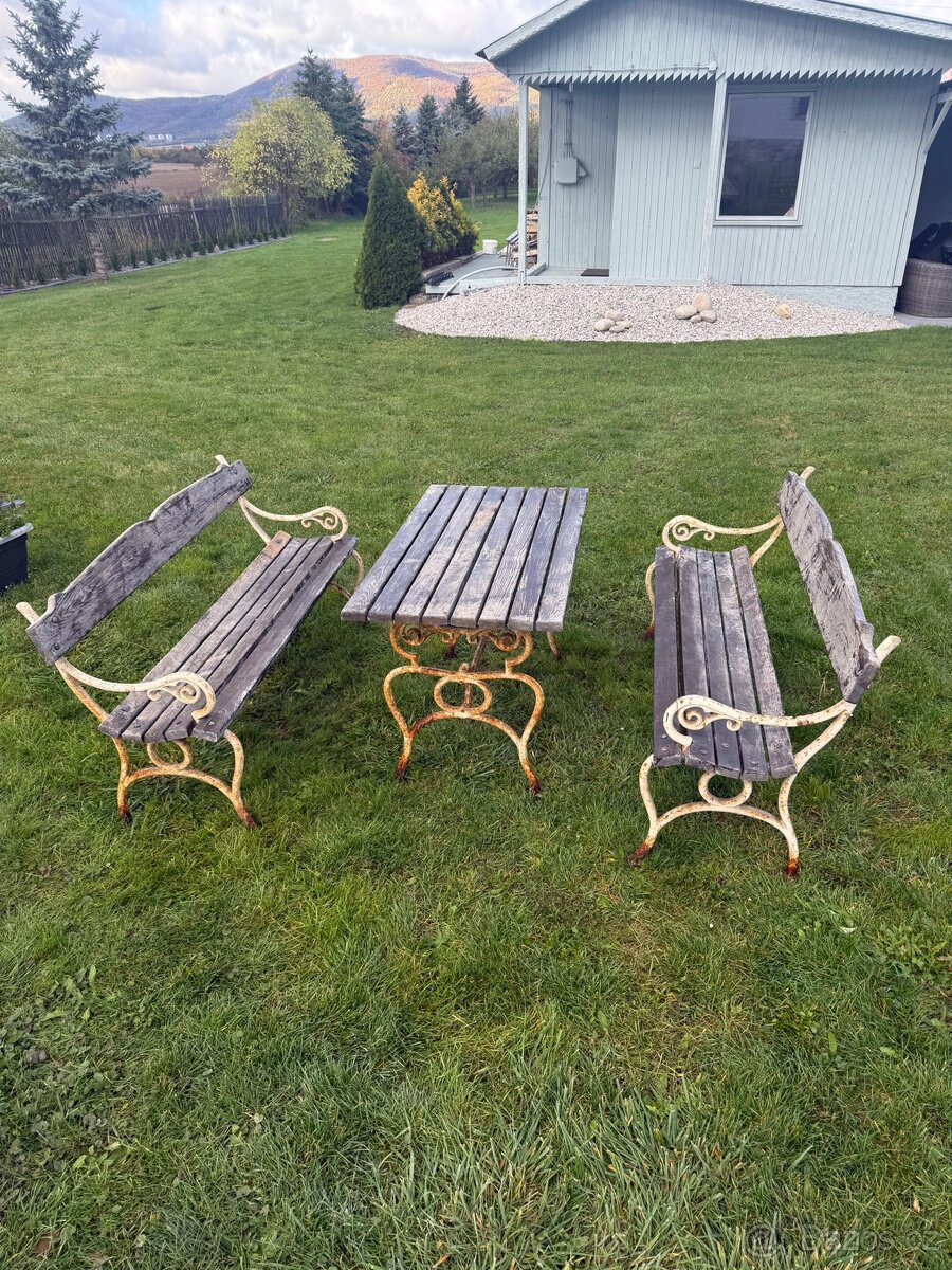 Litinová sedací souprava Schonbrunn