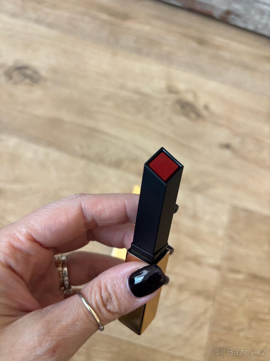 Rtěnka - Slim Yves Saint Laurent