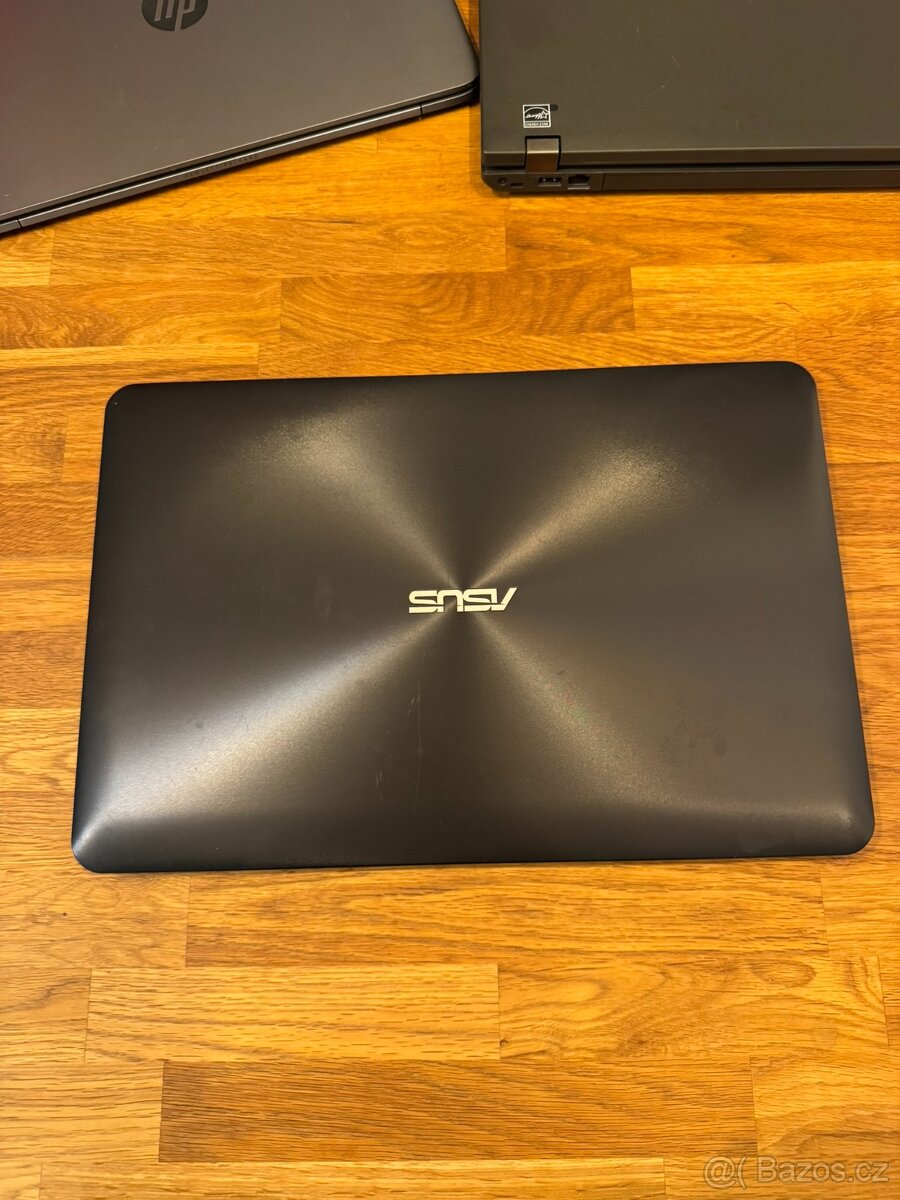 Notebook Asus X555LA, ssd, Windows 11, záruka