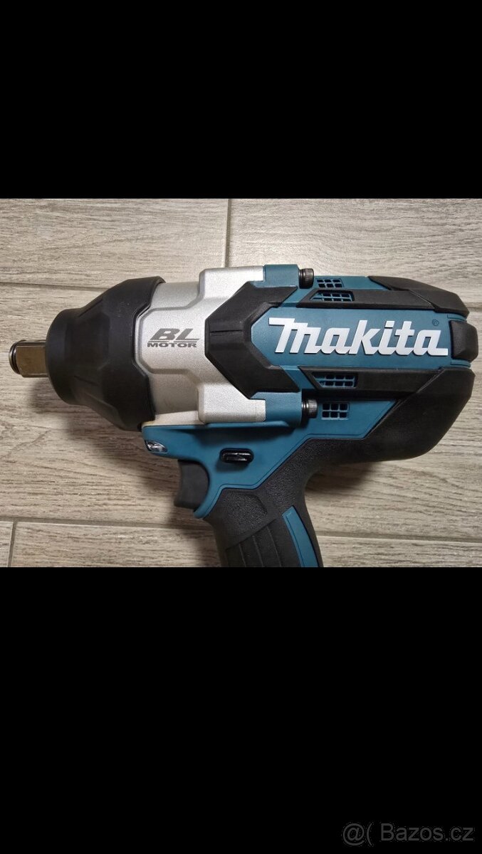 Aku rázový utahovák