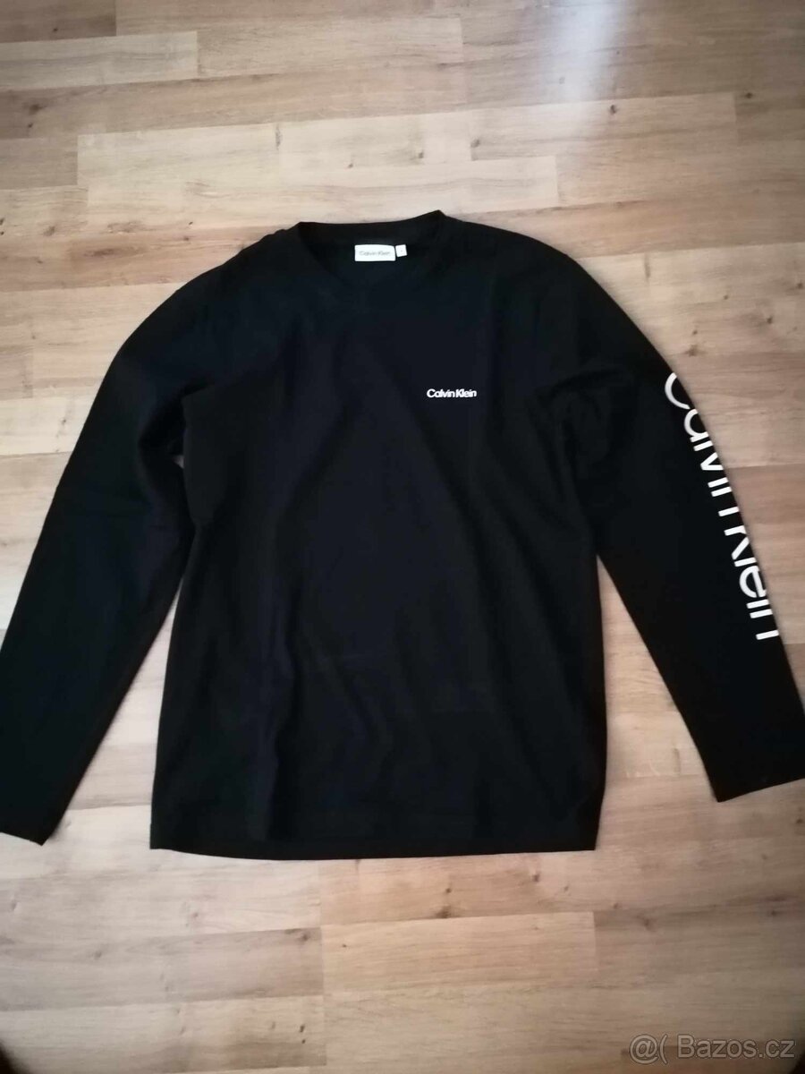 triko s dlouhým rukávem zn. Calvin Klein