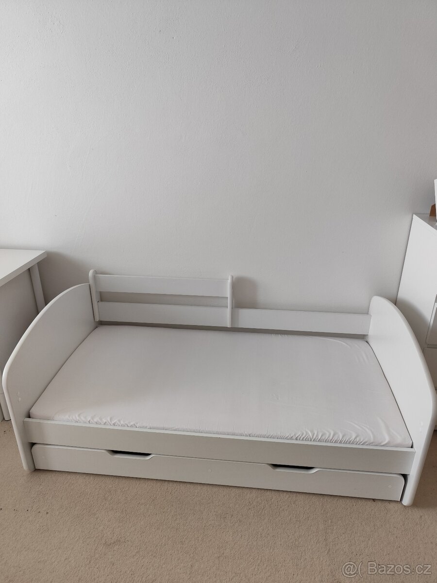 Dětská postel 160x80