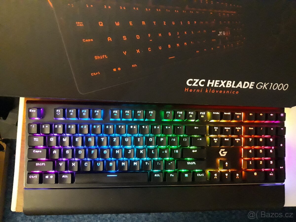 Herní Mechanická klávesnice CZC GK1000 / Cherry MX