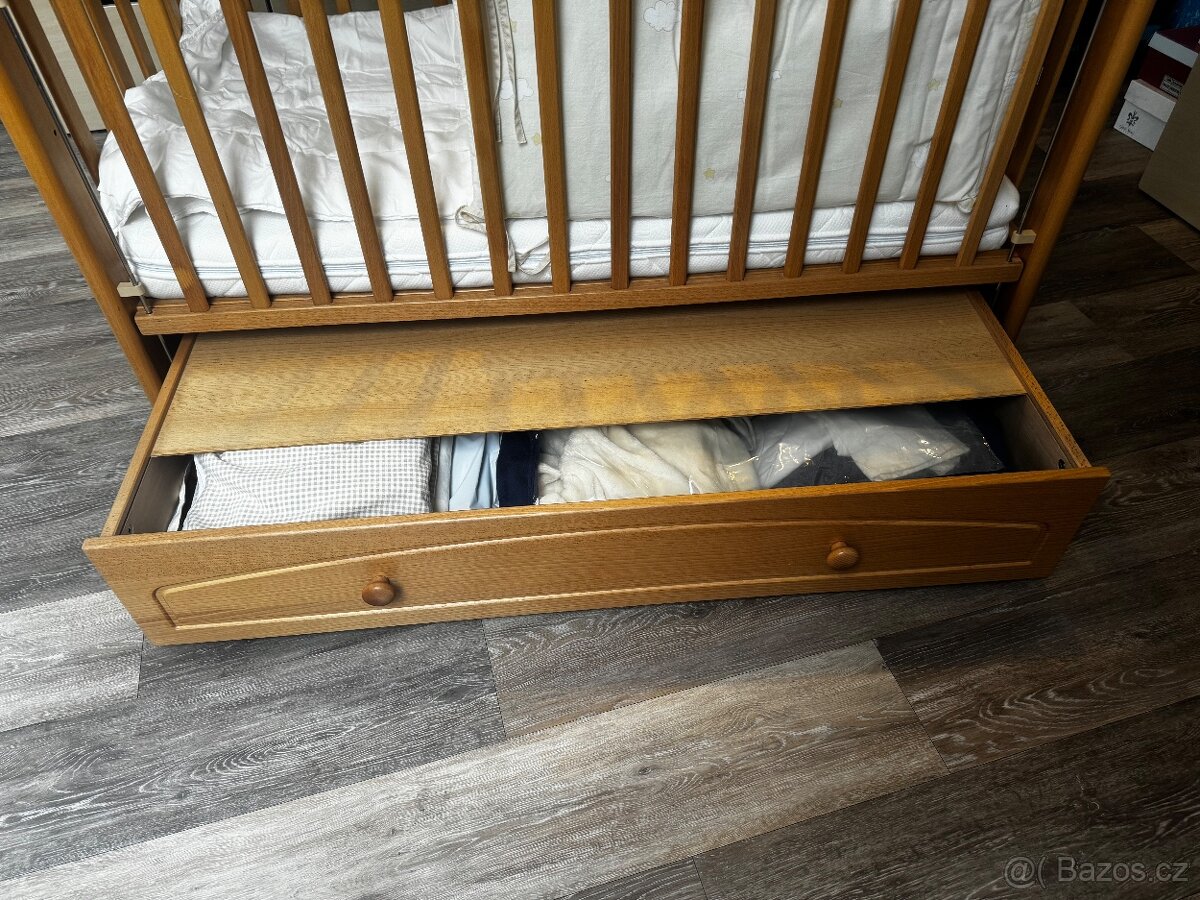 Dětská postýlka
