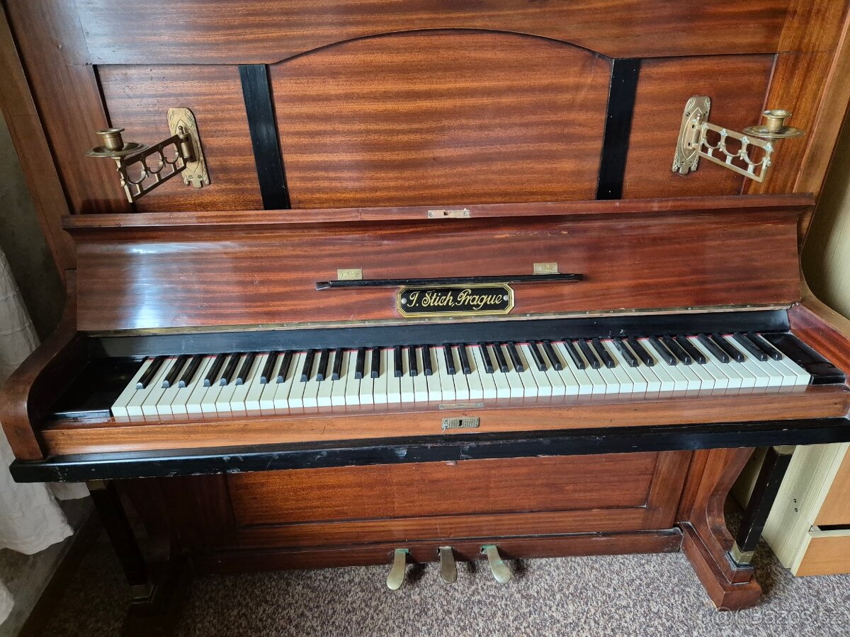 Pianino zn. Štich Prague