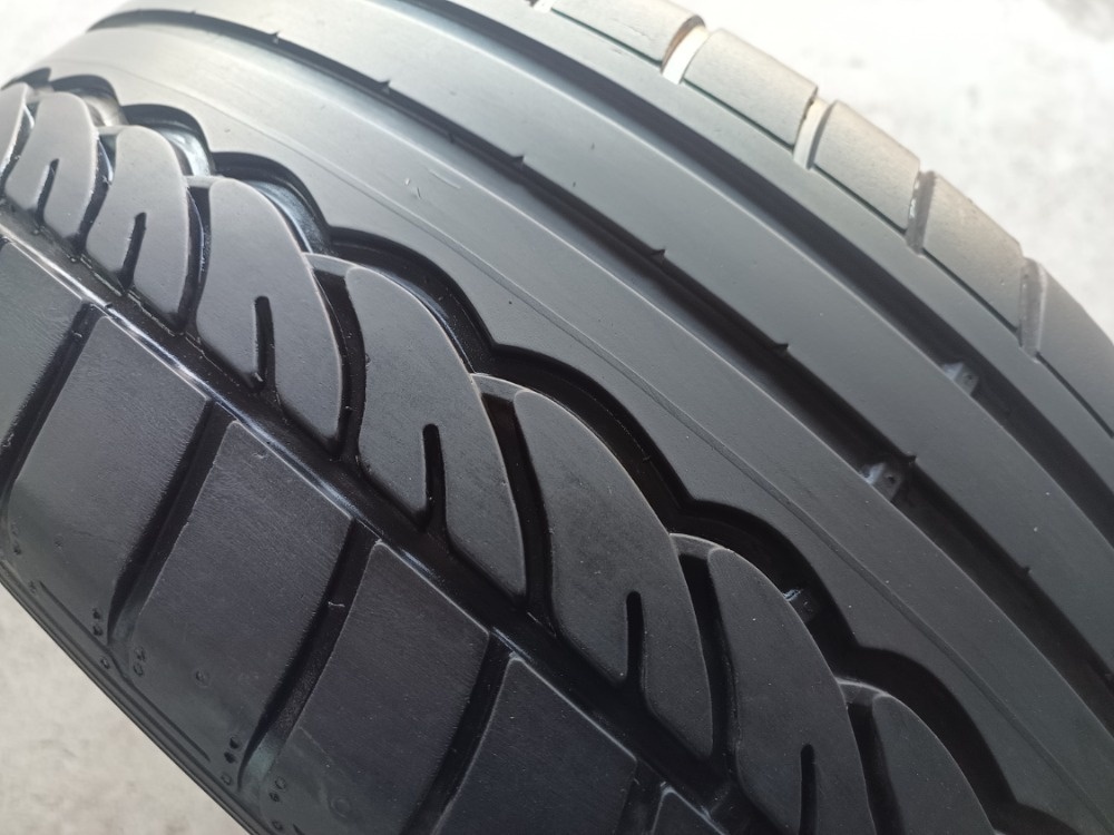 235/55 R17 DUNLOP (1913)