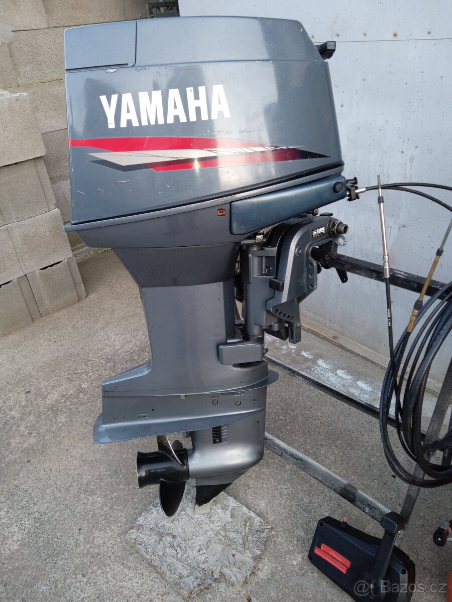 Lodný motor Yamaha 30