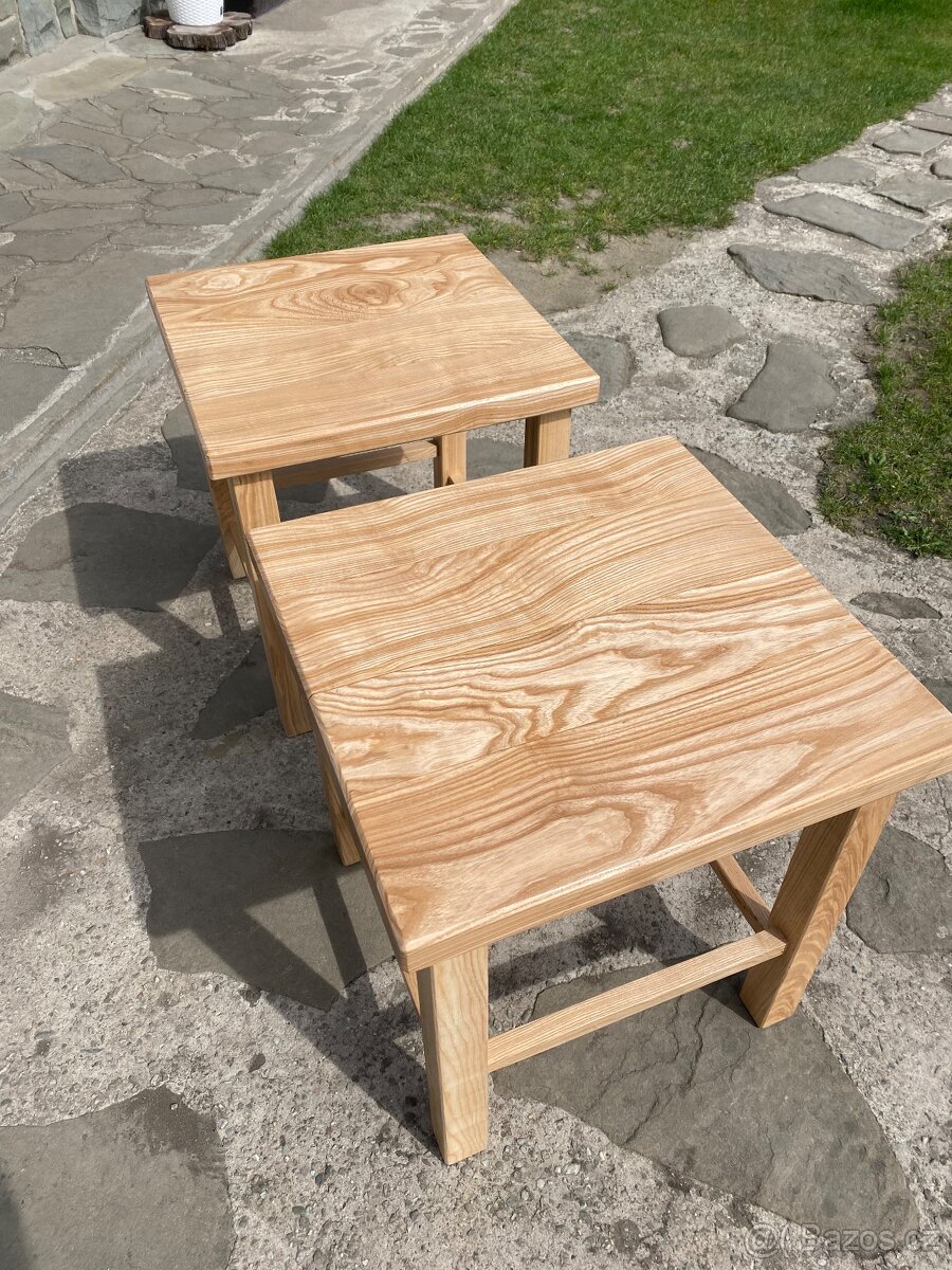 stoličky z masivu (jasan)