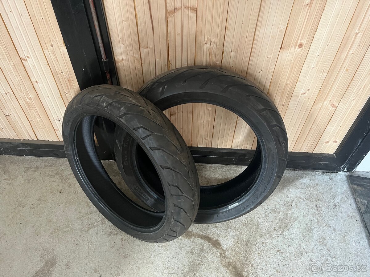 Pneumatiky na motorku
