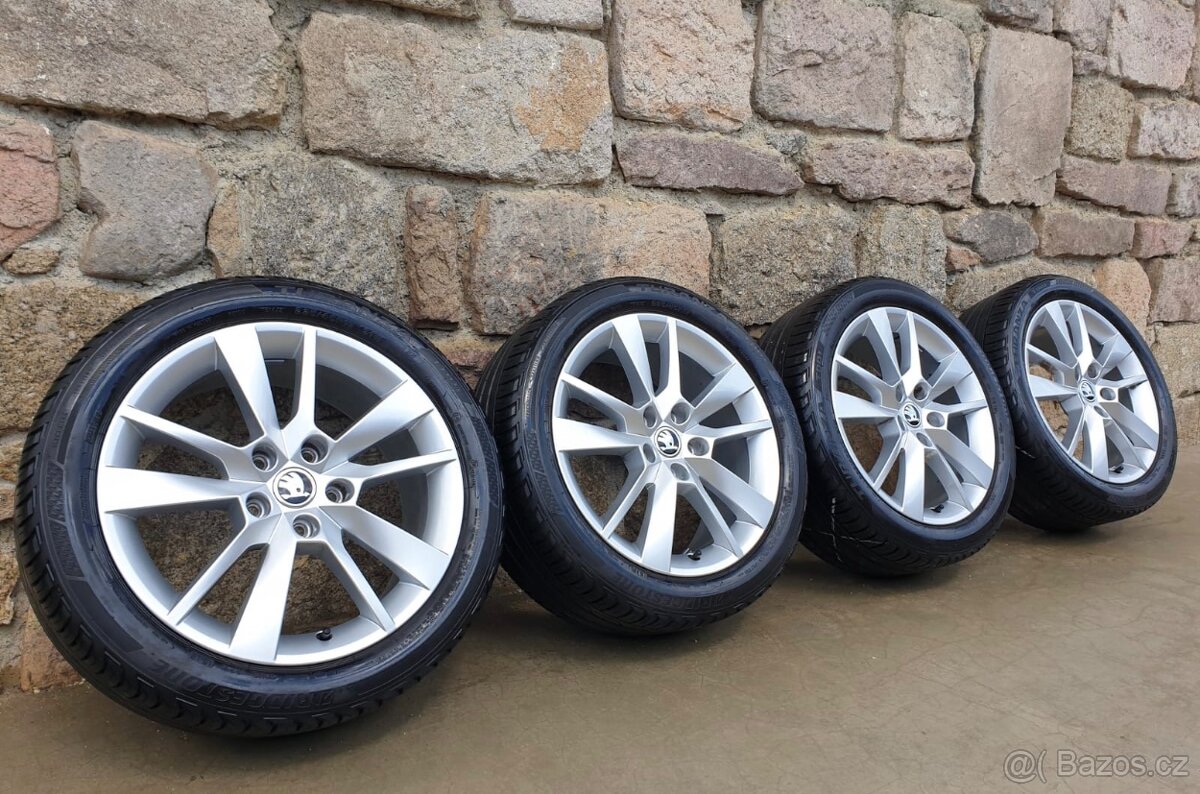 Trius 5x112 225/45/17 letní Octavia 3