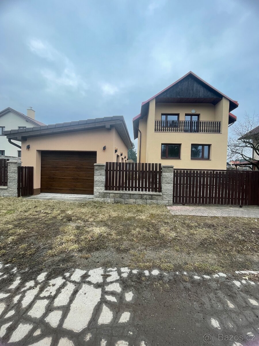 Pronájem domu 3+1 s garáží