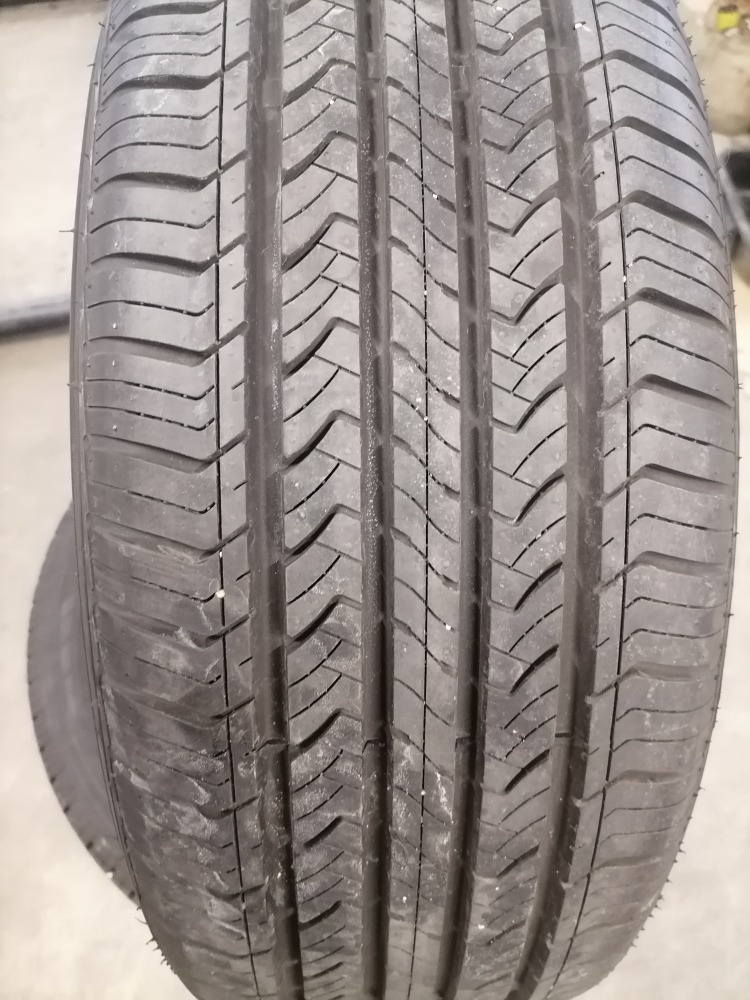 PNEU 215/55/R17 94V Maxxis M3 Bravo HP