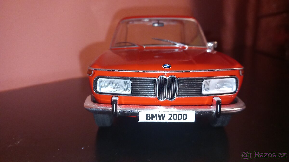 1:18 bmw 2000