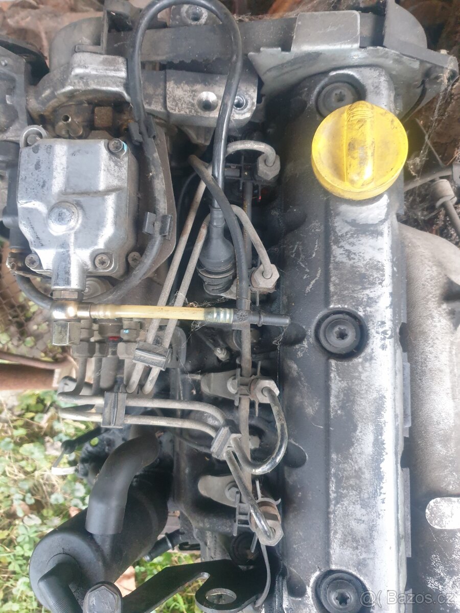Prodám motor na Renault laguna