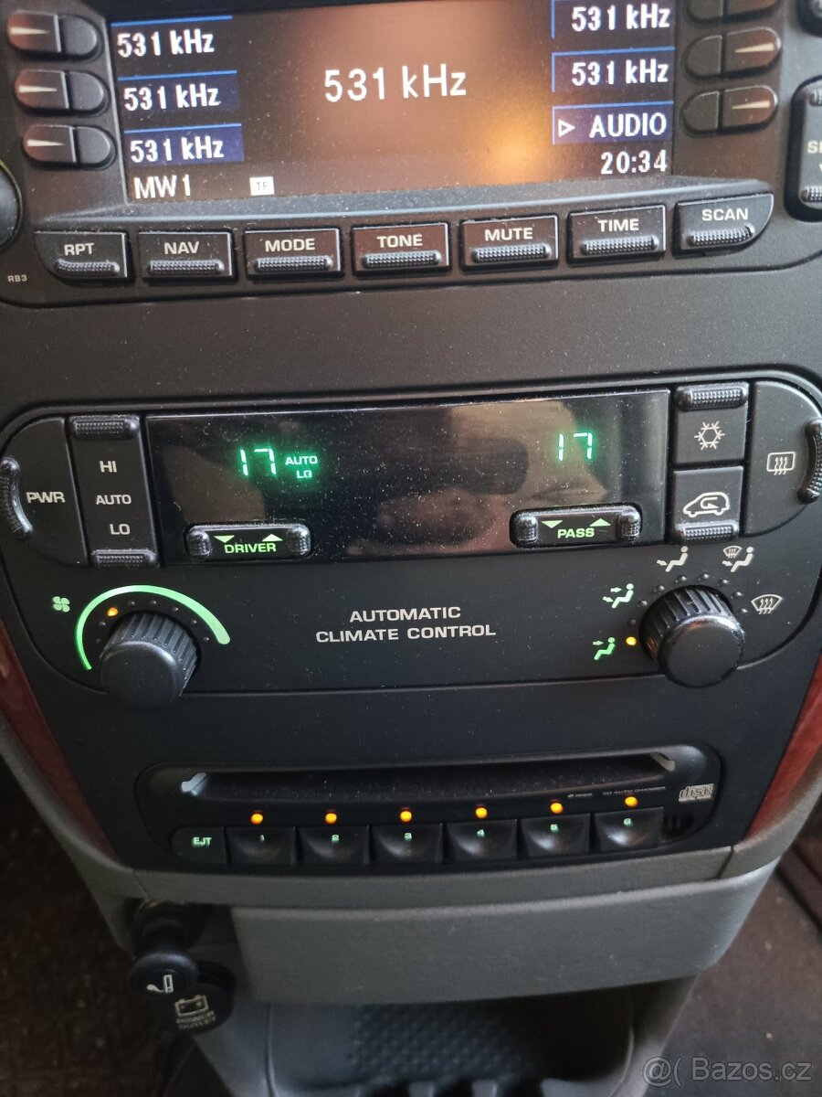 Chrysler voyager