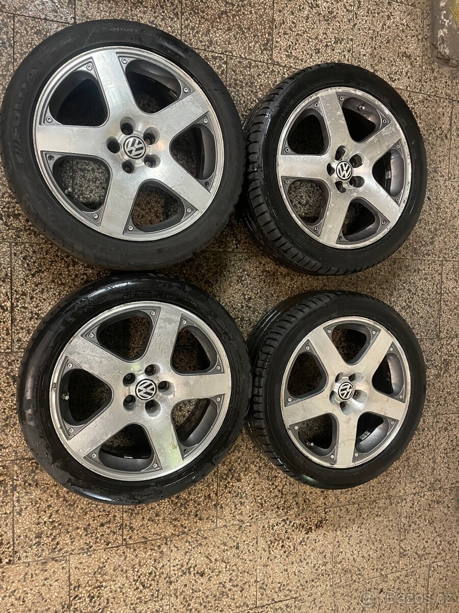 Santa monica R17 GTI originál
